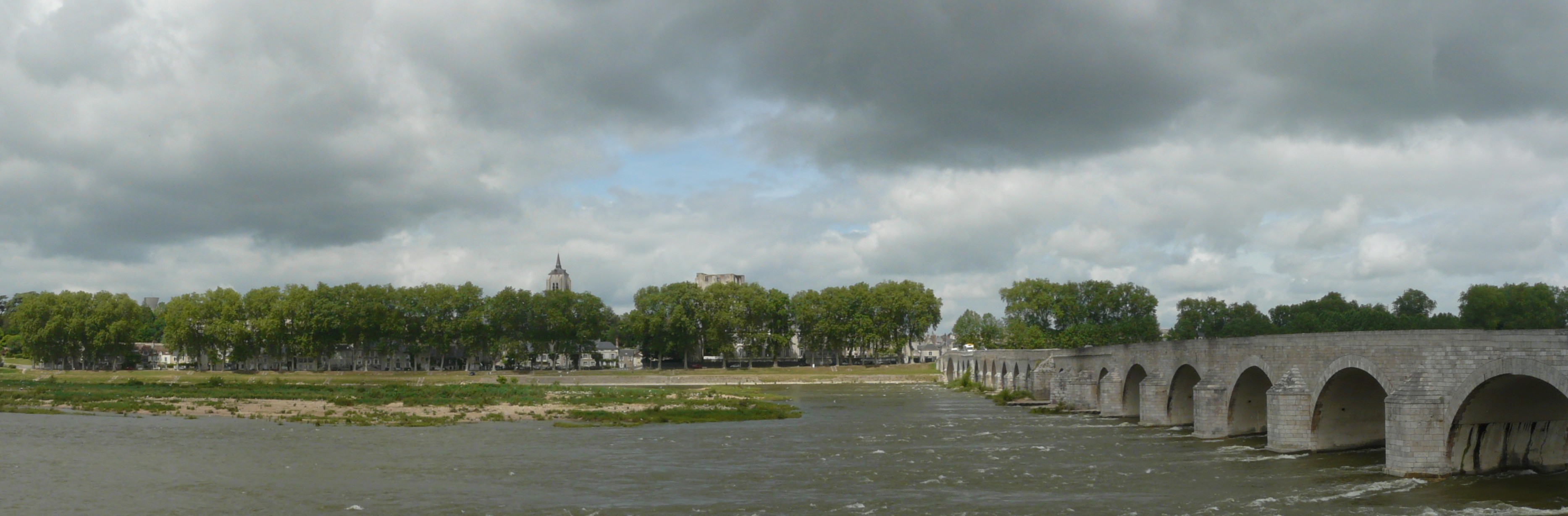 Site classé du "Vieux Pont de Beaugency et ses abords", Loiret.