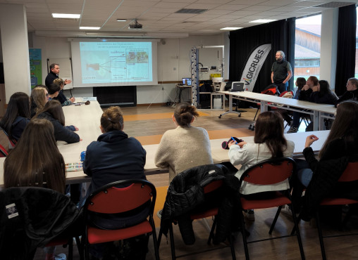 Présentation des métiers de l'hydrométrie et de la prévision des crues