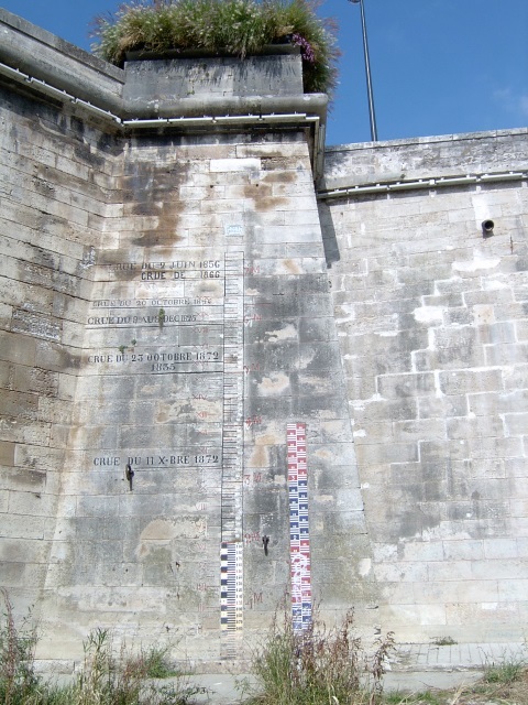 Échelle historique du Pont Georges V à orléans